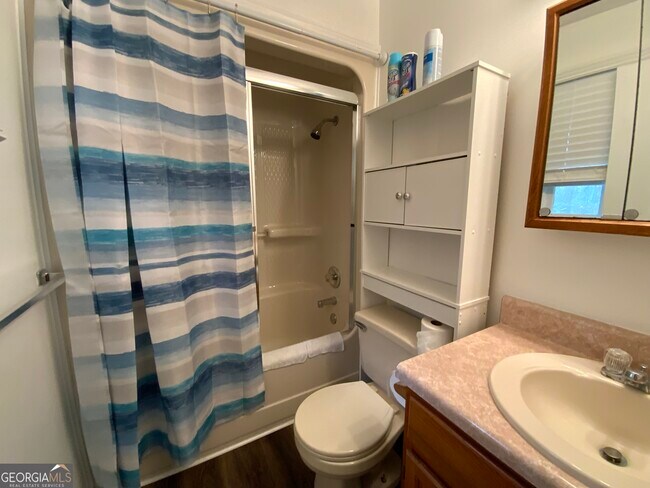 Building Photo - 1781 Floyd Springs Rd NE