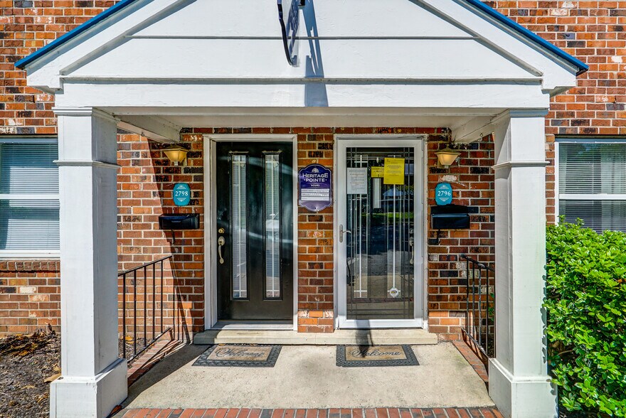 Building Photo - Remuda Crossing & Heritage Pointe Apartments