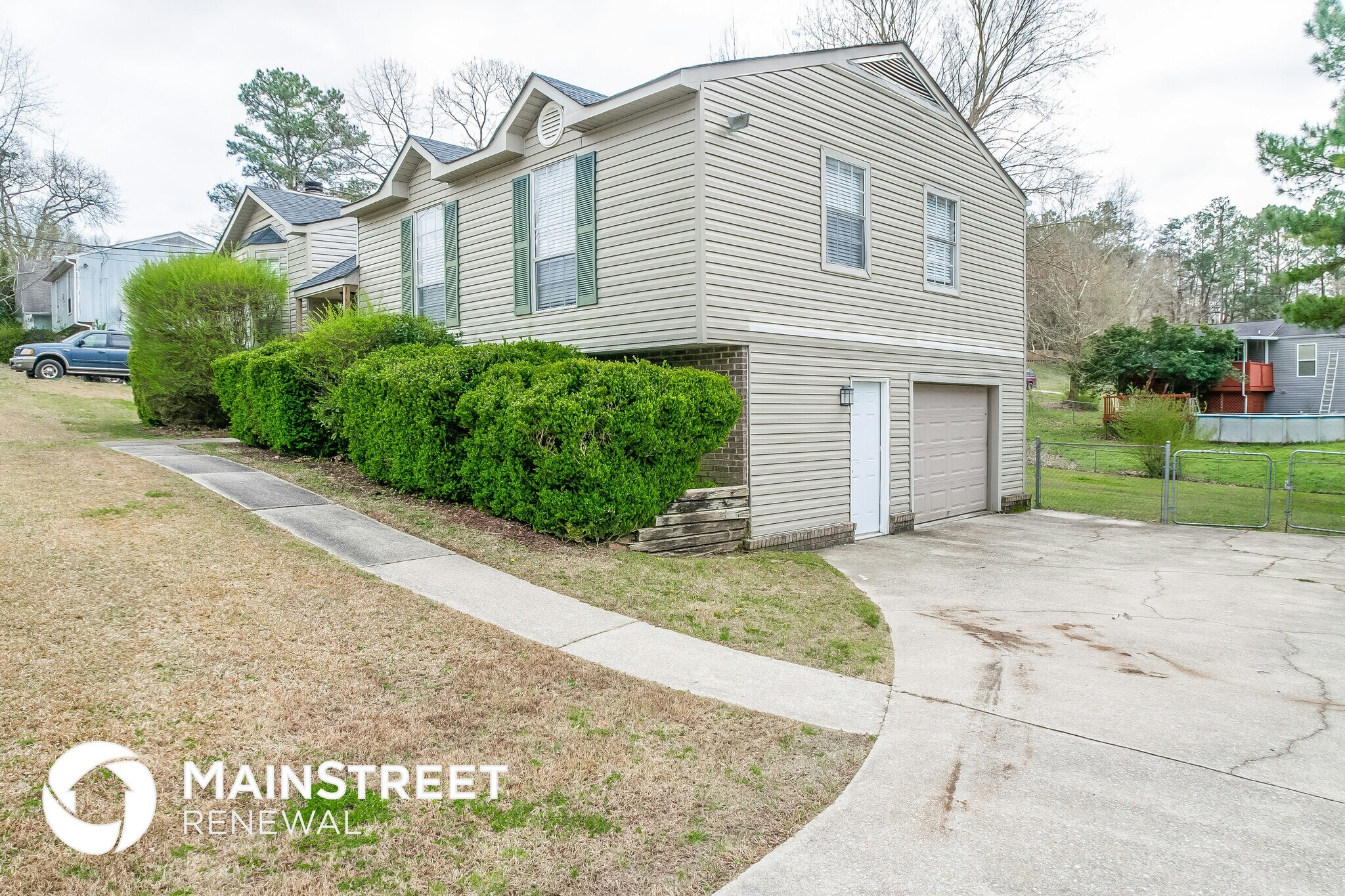 Building Photo - 320 Willow Glen Ct