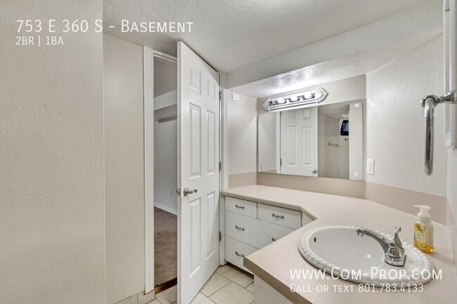 Building Photo - 753 E 360 S St