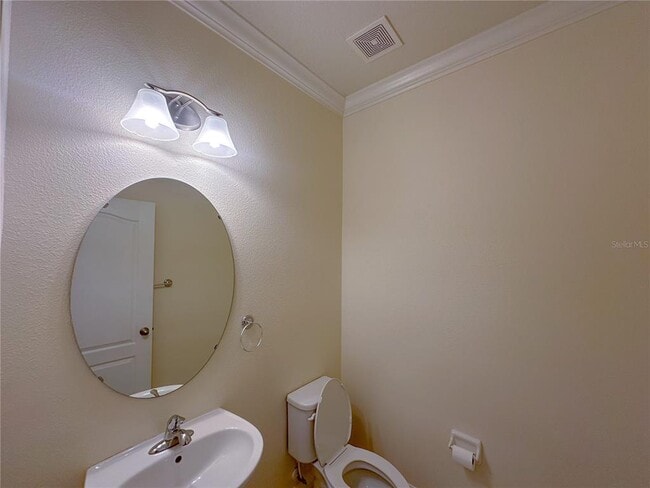 Building Photo - 7494 Aloma Pines Ct