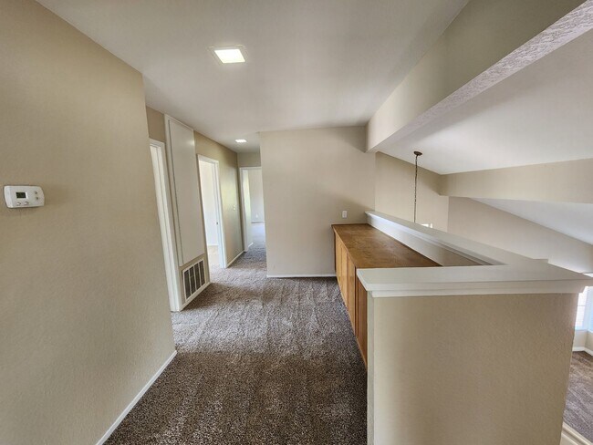 Building Photo - 6703 Dominion Ct