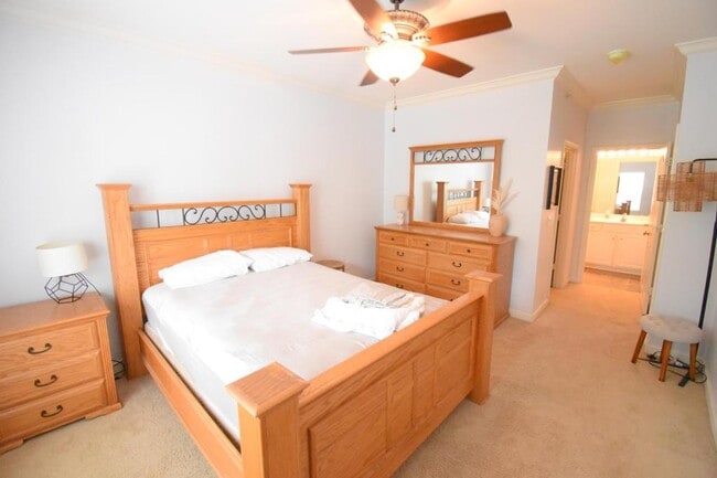 Building Photo - 16423 Golden River Ln