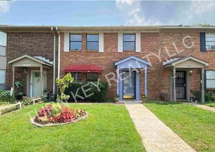 Building Photo - Townhome for rent in Grayson Valley **ACCEPTS SECTION 8**