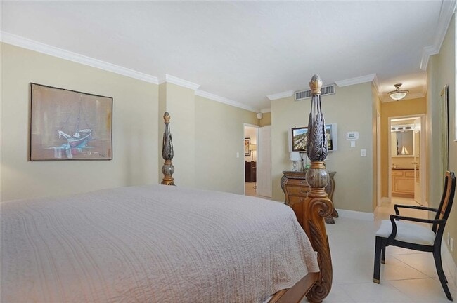 Building Photo - 4250 Galt Ocean Dr