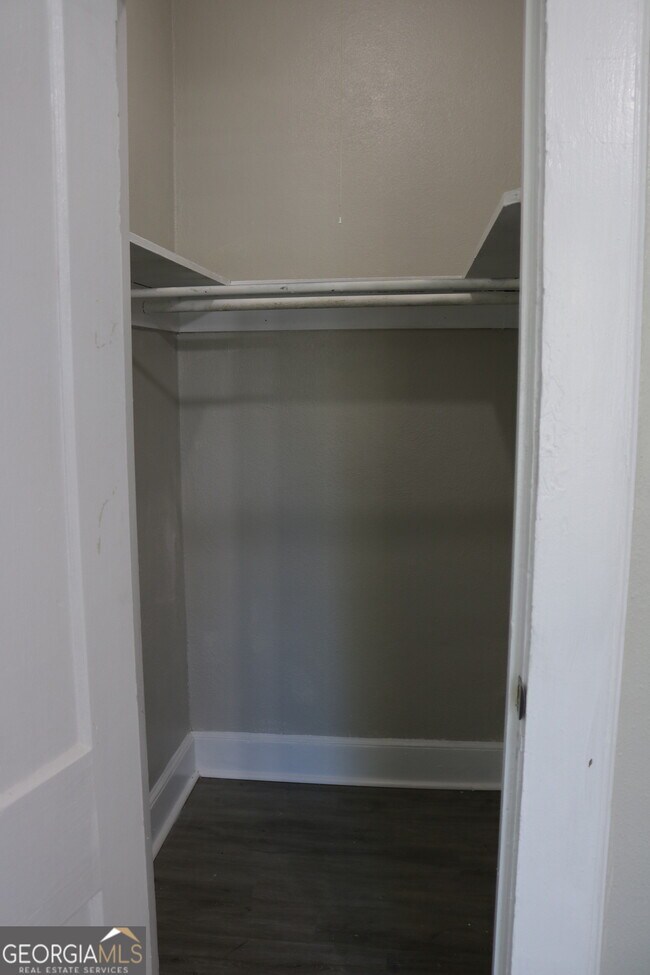 Building Photo - 254 21st Ave