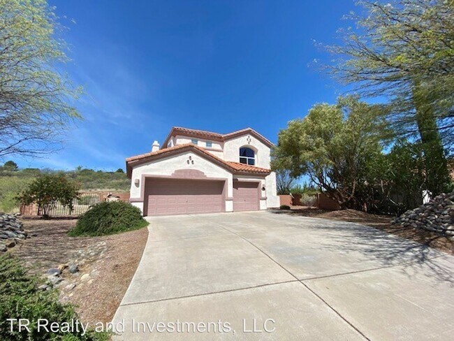 Building Photo - 5 br, 3 bath House - 372 Camino De las Casita