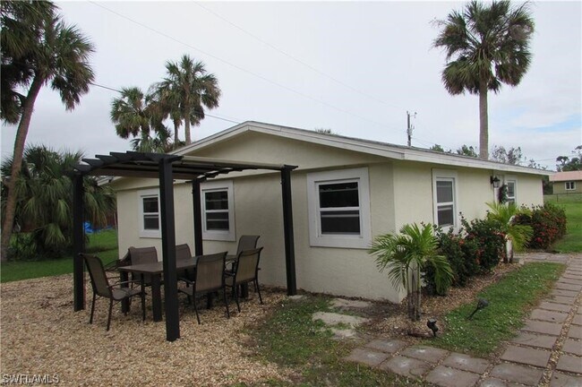 Building Photo - 8050 Cleaves Rd