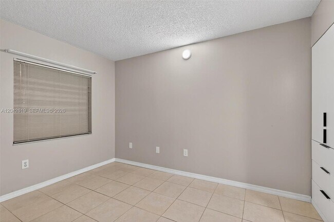 Building Photo - 8065 SW 107th Ave