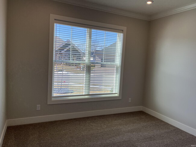 Building Photo - 6956 Barlow Ct