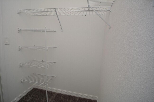 Building Photo - 31 Zoeller Ct