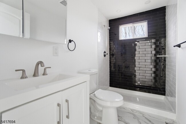 Building Photo - 67 Nolans Point Rd