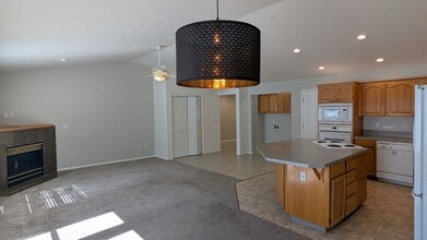 Building Photo - 8419/8421 NE 56th Street