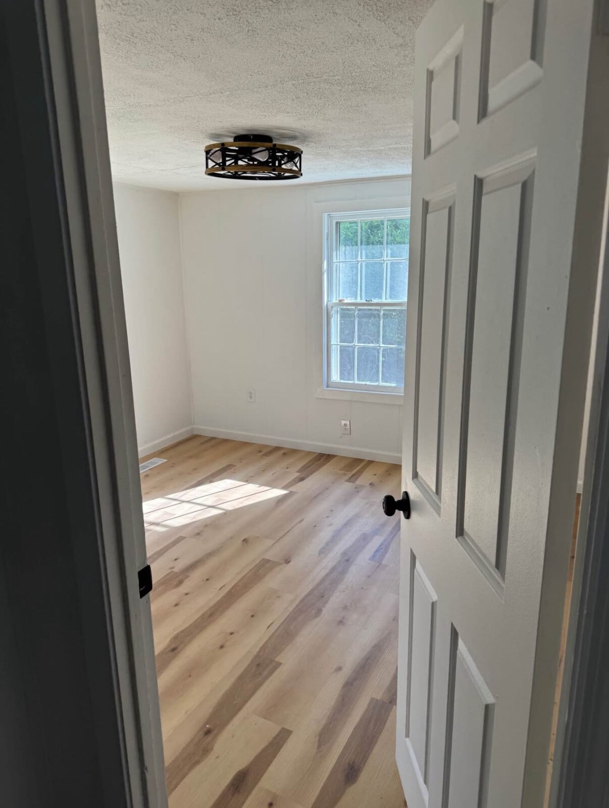 Building Photo - 1712 W Brushy Valley Dr
