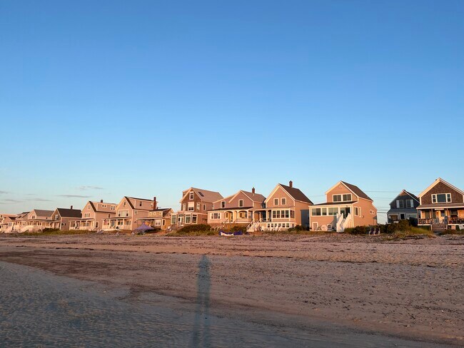 Building Photo - 47 Rest View Ln