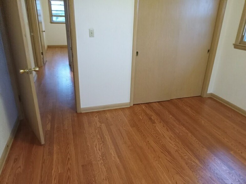 Building Photo - 12210 W North Ave