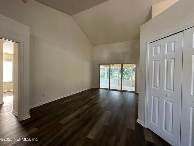 Building Photo - 10398 Triple Crown Ave