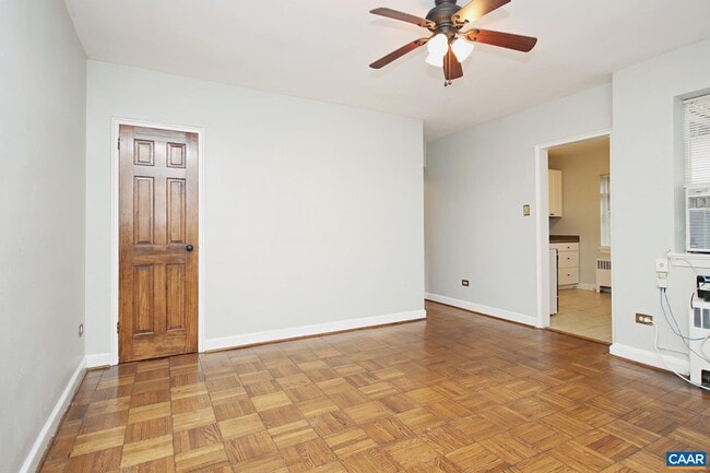 Building Photo - 32 University Cir