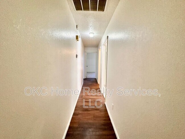 Building Photo - 9817 Grimsbey Ct