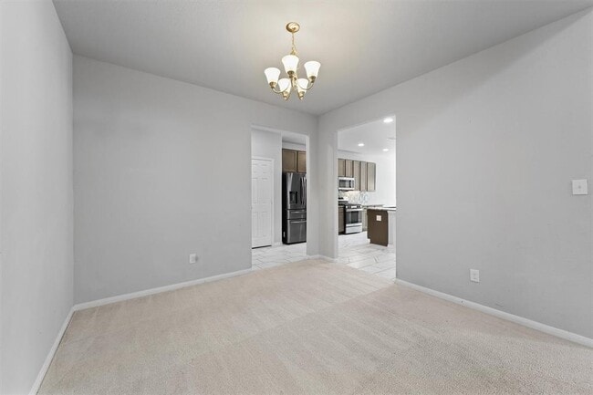 Building Photo - 5443 Grand View Dr
