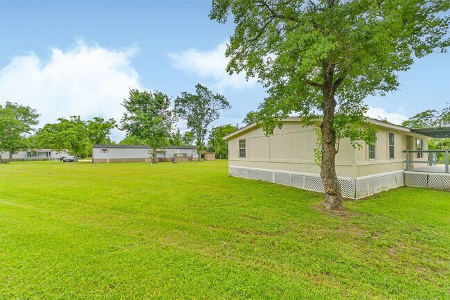 Building Photo - 1749 Max Rd