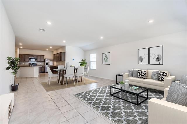 Building Photo - 2615 Horton Dr