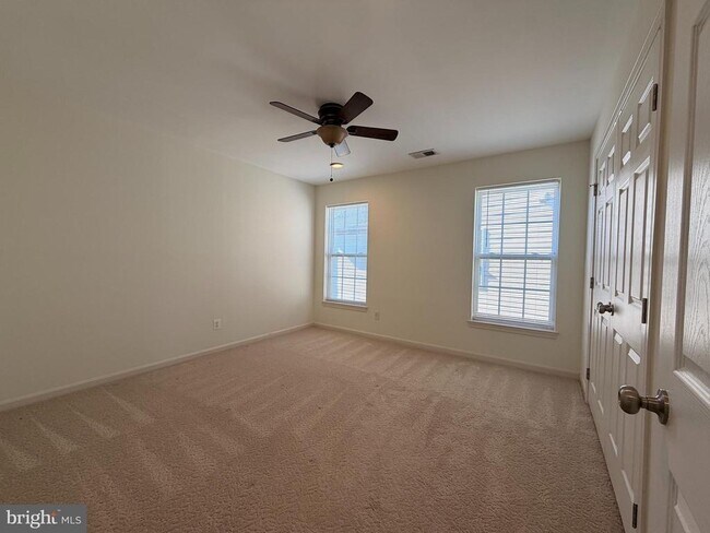 Building Photo - 3925 Beeker Mill Pl