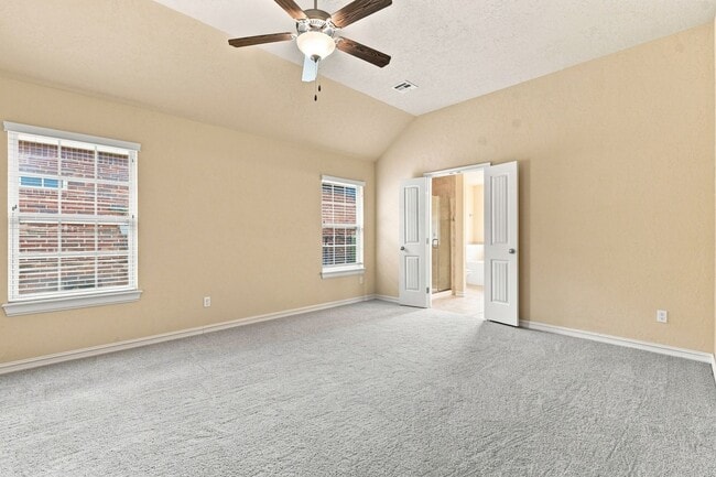 Building Photo - 10724 Masters Cir