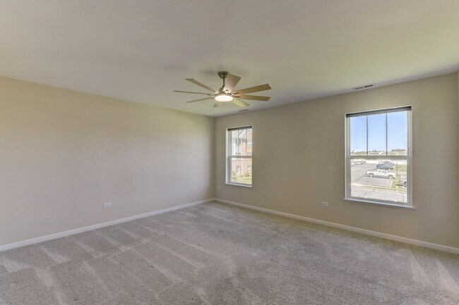 Building Photo - 8362 Kannon Dr