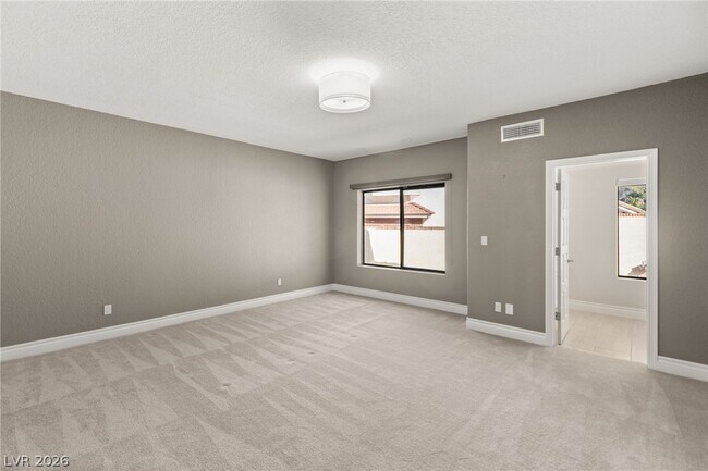 Building Photo - 13 Dovetail Cir