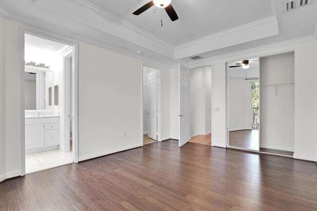 Building Photo - 2441 San Pietro Cir