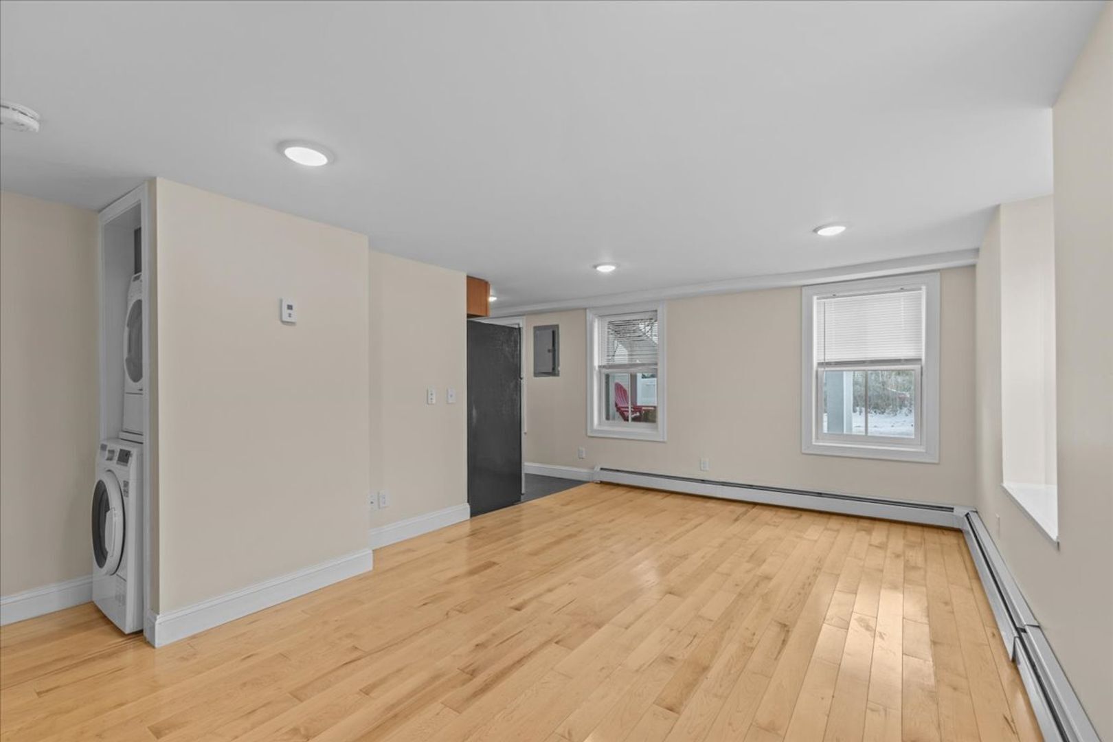 Building Photo - 375 St Paul St