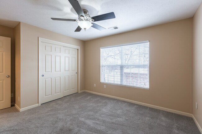 Floorplan - Square 131 - 4880 - 12 Plex