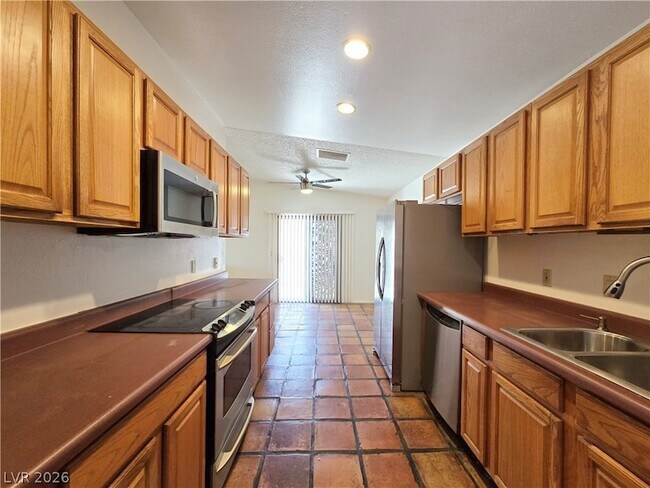 Building Photo - 6346 Bullion Blvd
