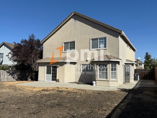 Building Photo - 893 Deerfield Pl