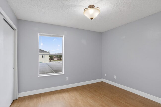 Building Photo - 14912 White Magnolia Ct