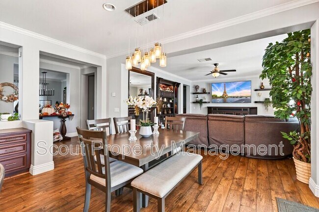 Building Photo - 32778 Kendal Ct