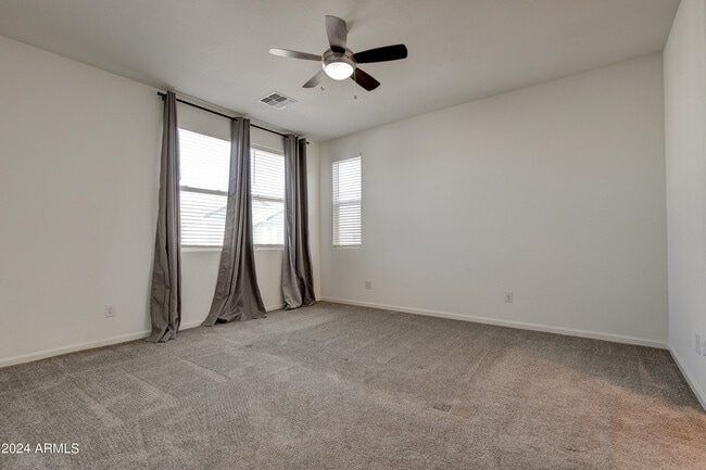 Building Photo - 15717 W Polk St