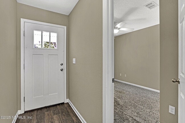Building Photo - 1206 Murray Dr