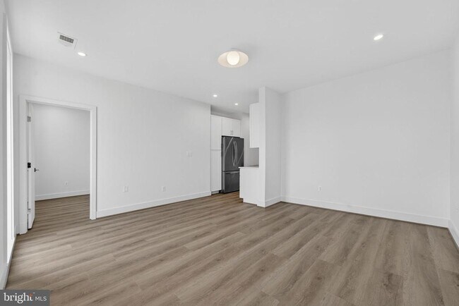 Building Photo - 117 N 21st St