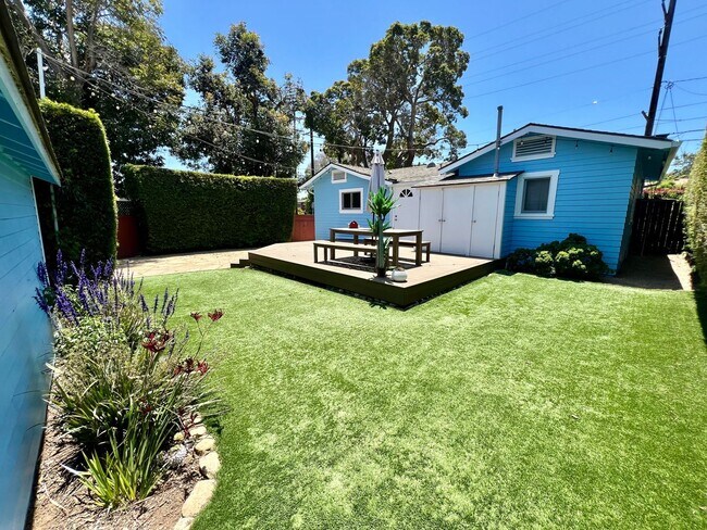Building Photo - 2 bedroom, 2 bathroom Bright and Happy Home Near Downtown Santa Barbara