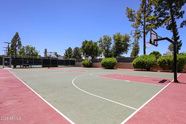 Building Photo - 5634 S Captain Kidd Ct