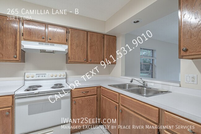 Building Photo - 265 Camillia Ln