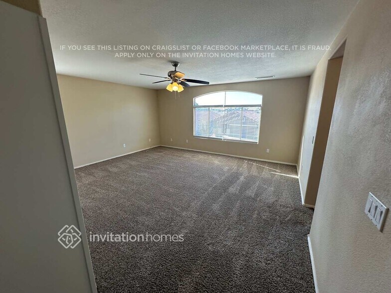 Building Photo - 3844 W Fallen Leaf Ln