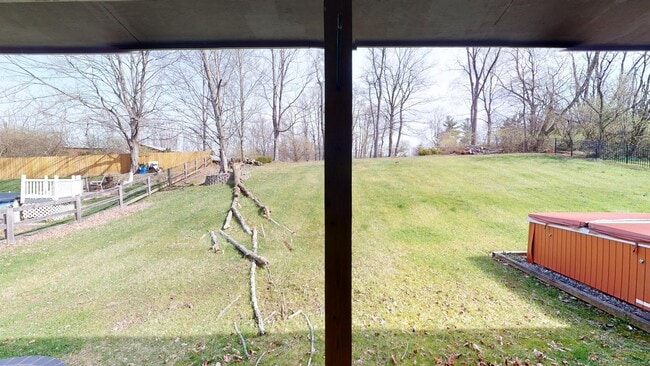 Building Photo - 3922 Ridgedale Dr