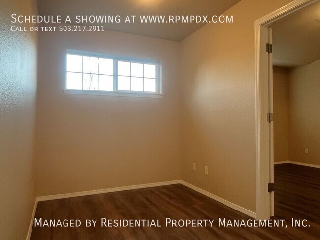 Building Photo - 17284 SW Pleasanton Ln