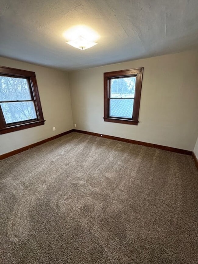 Building Photo - 3519 Weisser Park Ave