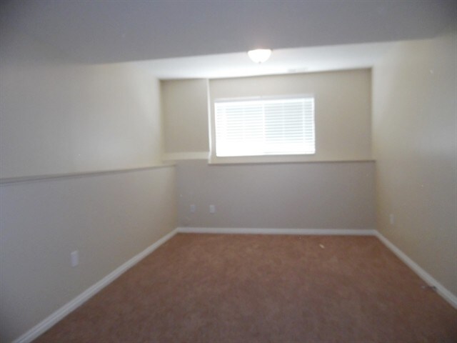 Building Photo - 2635 W 4100 S