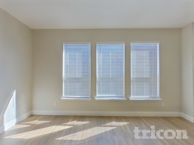 Building Photo - 7415 Cresswell Dr