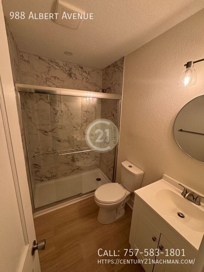 Building Photo - 988 Albert Ave